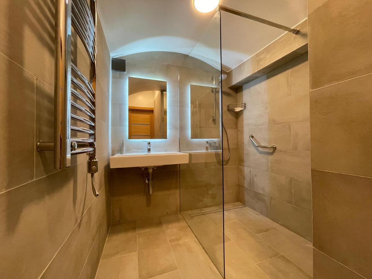 Modern Guest House In City Center I Room 3 ヴィリニュス エクステリア 写真